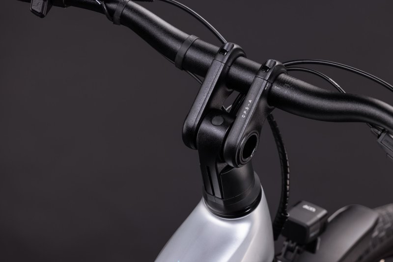 Afbeelding van de Cube Kathmandu Hybrid One 800